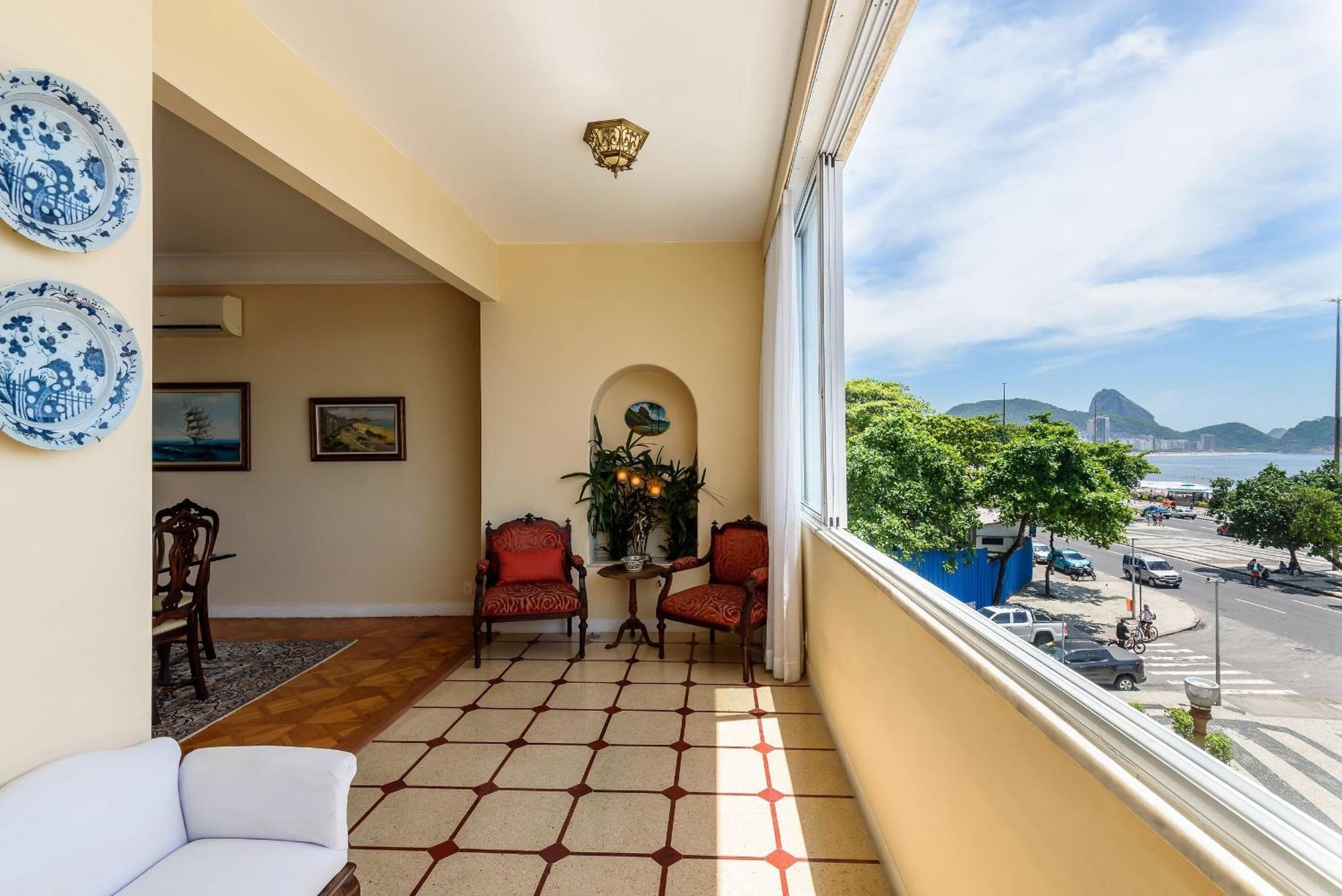 Classico E Luxuoso 4qtos A Beira-mar | A 3484/301