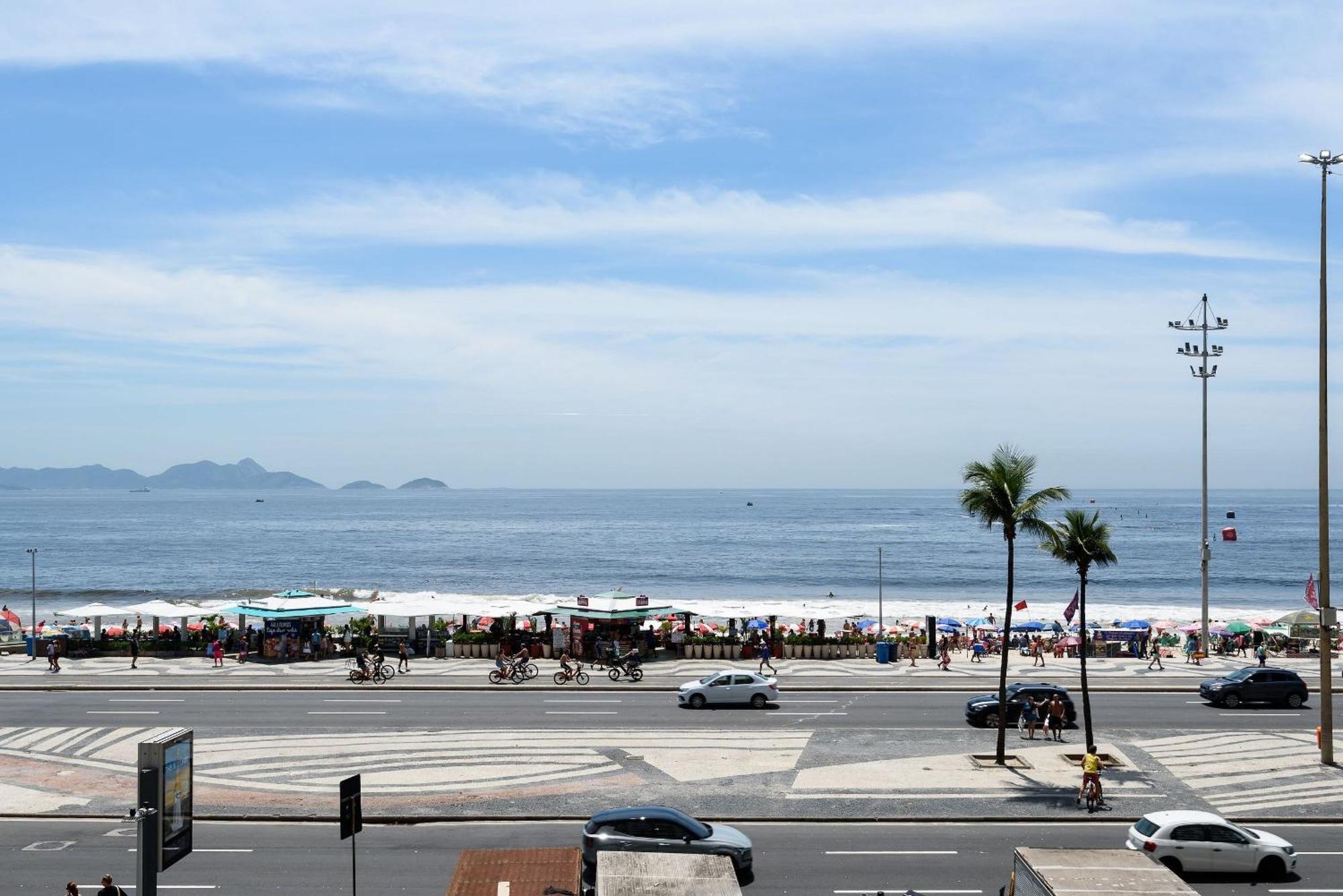 Classico E Luxuoso 4qtos A Beira-mar | A 3484/301 *