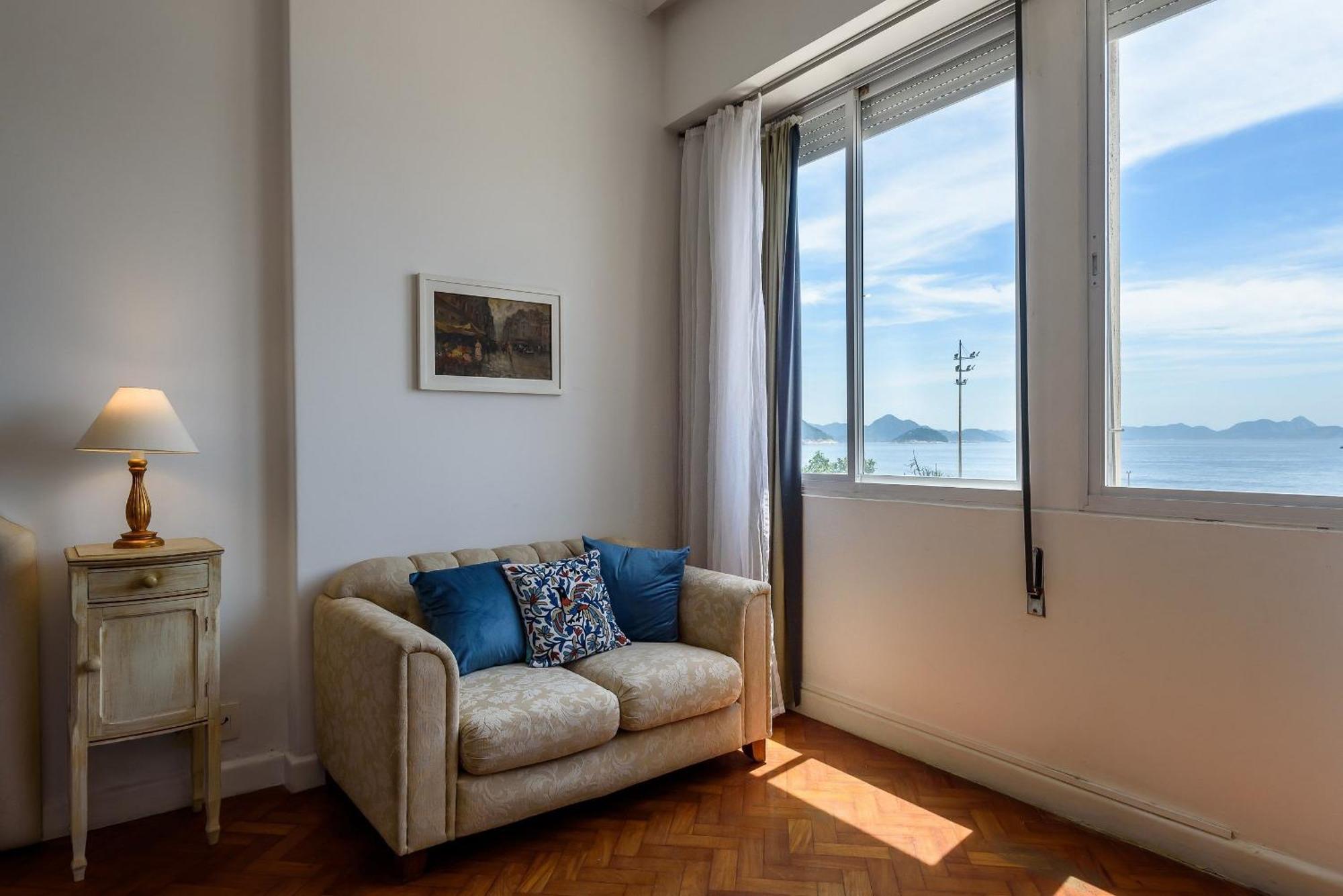 Classico E Luxuoso 4qtos A Beira-mar | A 3484/301
