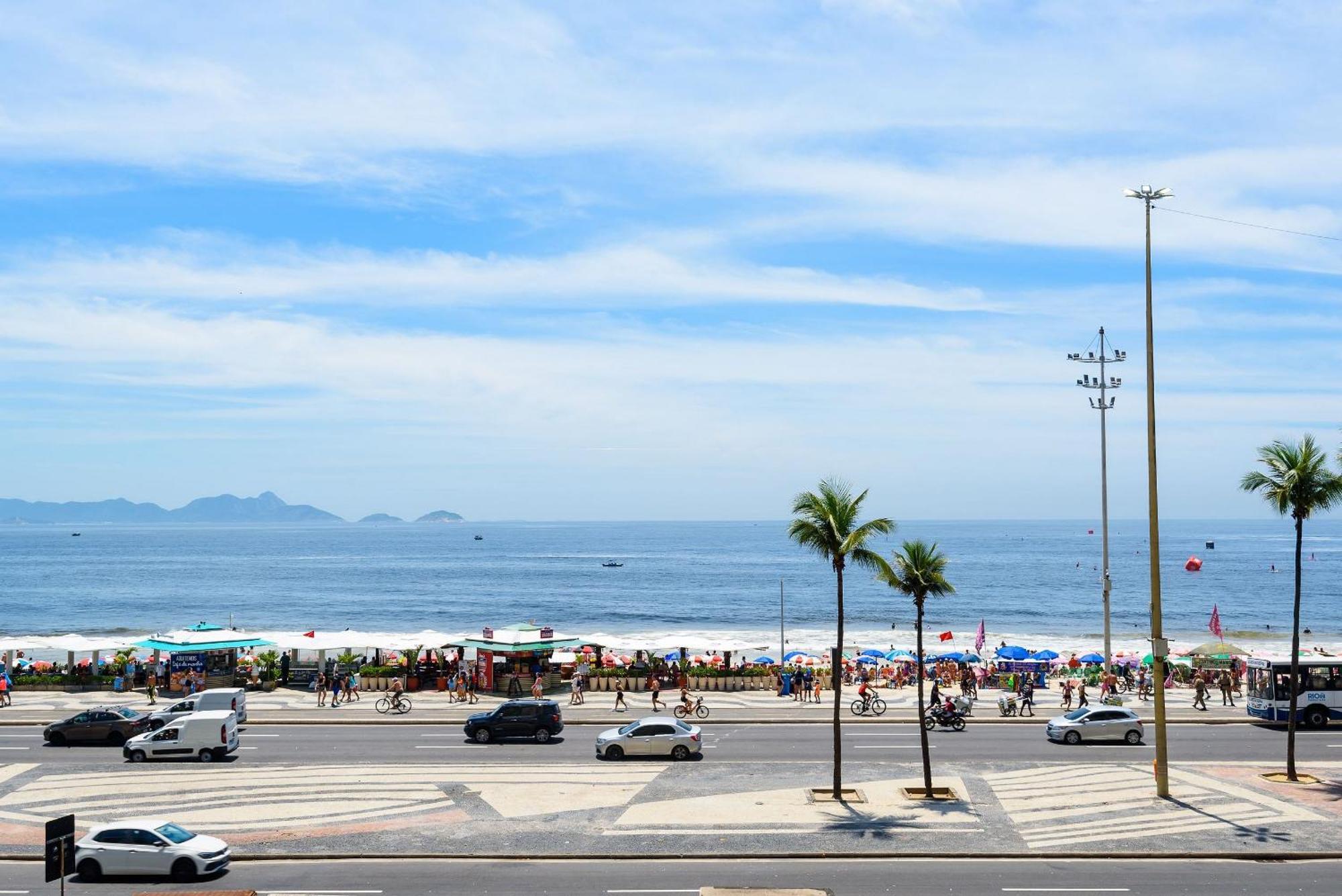 Classico E Luxuoso 4qtos A Beira-mar | A 3484/301 *