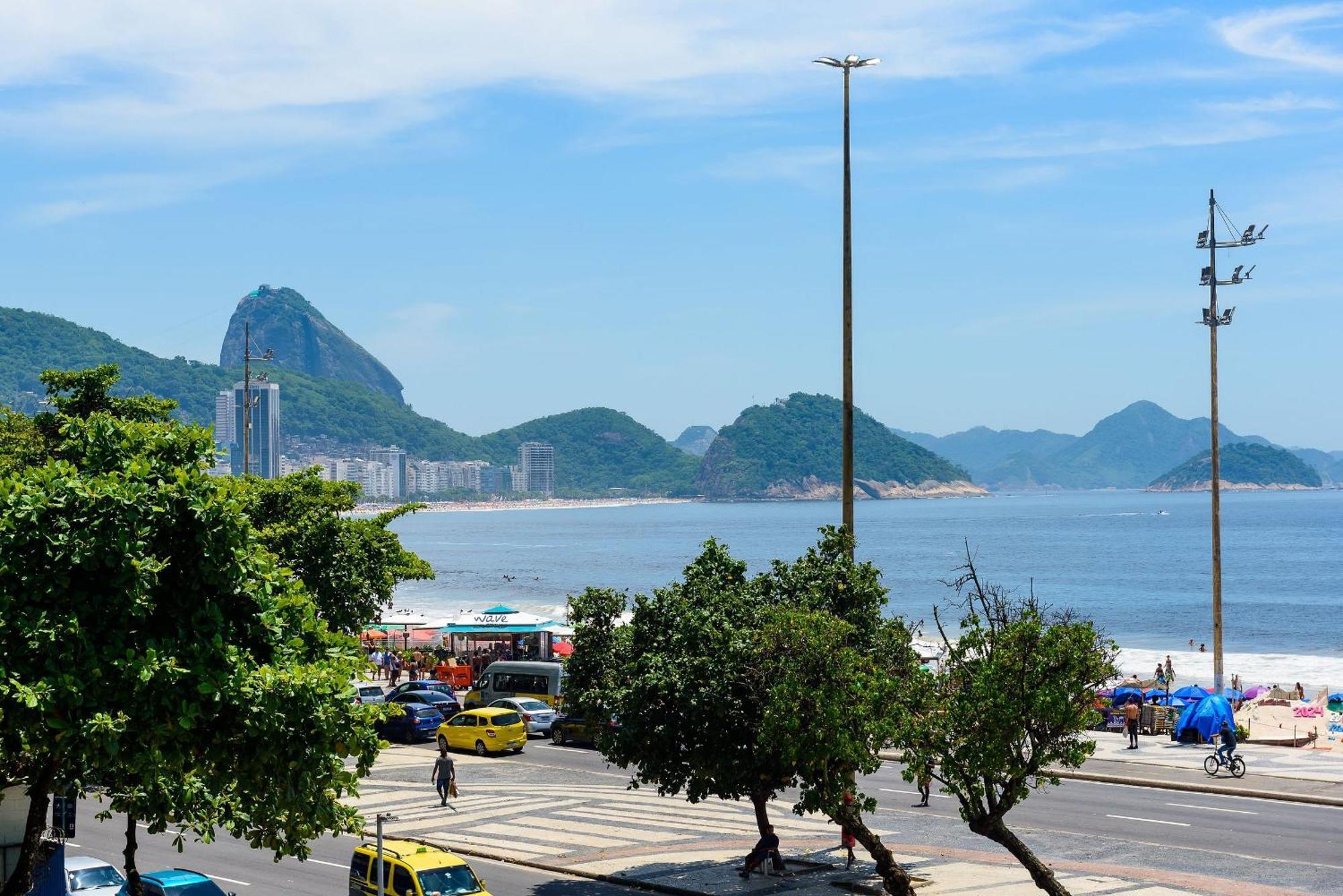 Classico E Luxuoso 4qtos A Beira-mar | A 3484/301 *