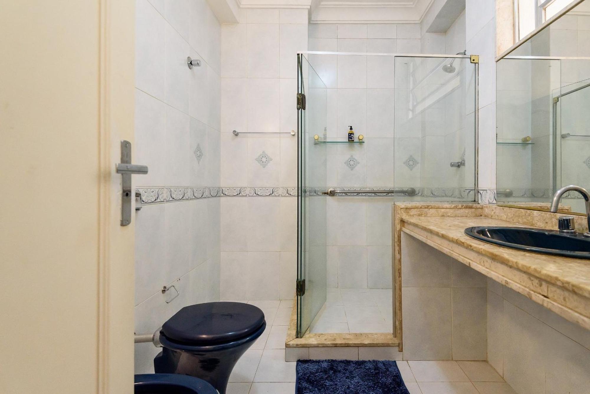 Apartamento Classico E Luxuoso 4qtos A Beira-mar | A 3484/301